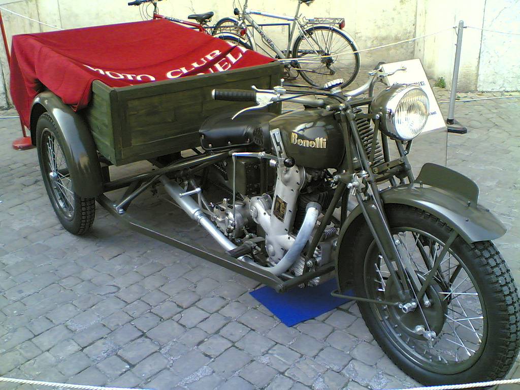 slideshow image
